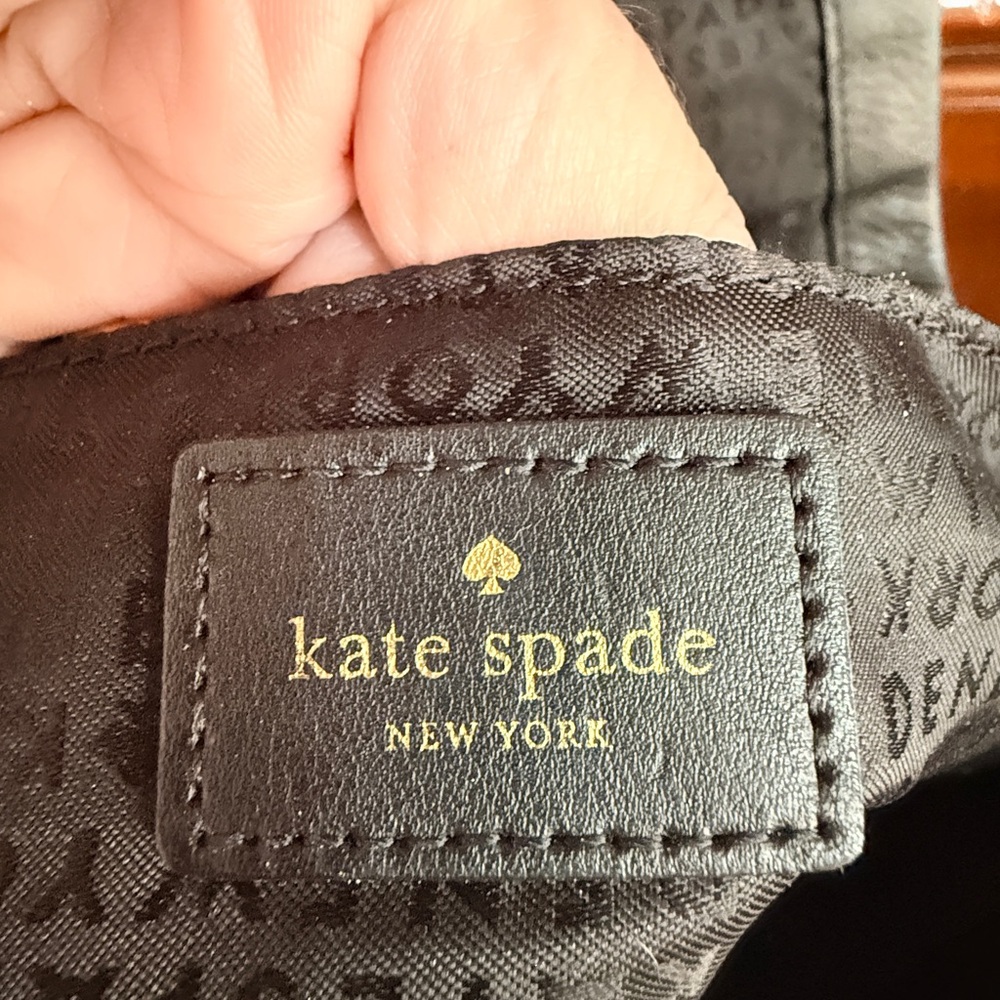 Kate Spade EUC Black, Buttery.
Leather & Chain Crossbody Bag
Timeless Kate Spade - Picture 3 of 15